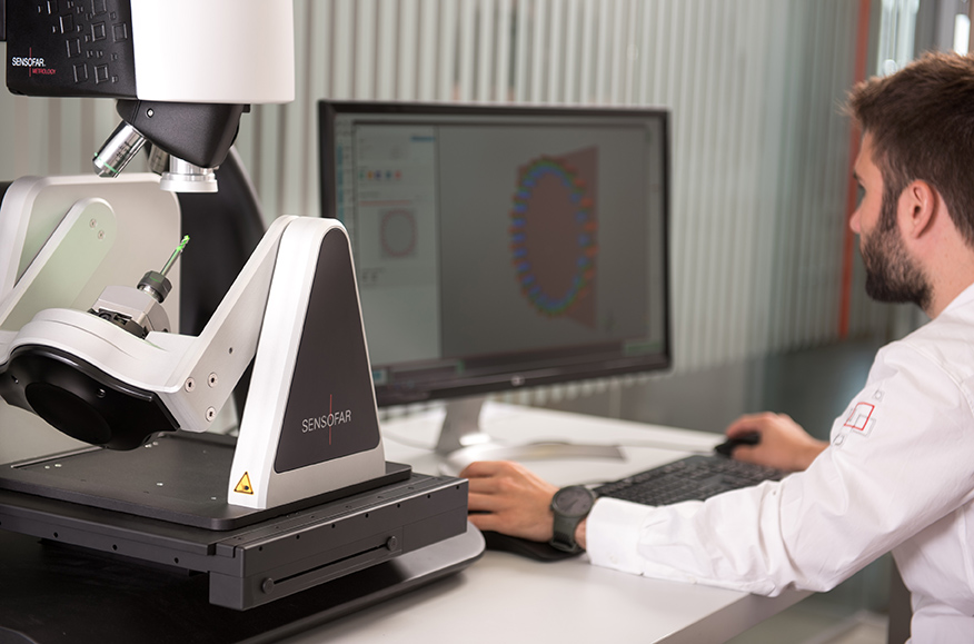 s-neox-five-axis-user-4 3D optical systems