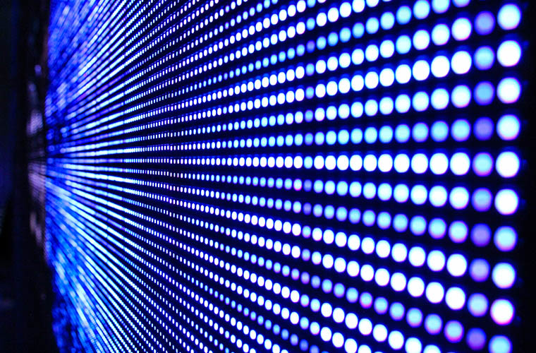 Laser structuring of organic optoelectronic devices Laser structuring of organic optoelectronic devices